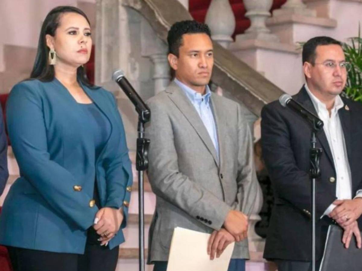 ¿Se divorció? José Carlos Cardona reaparece en redes sociales tras escándalo de Sedesol