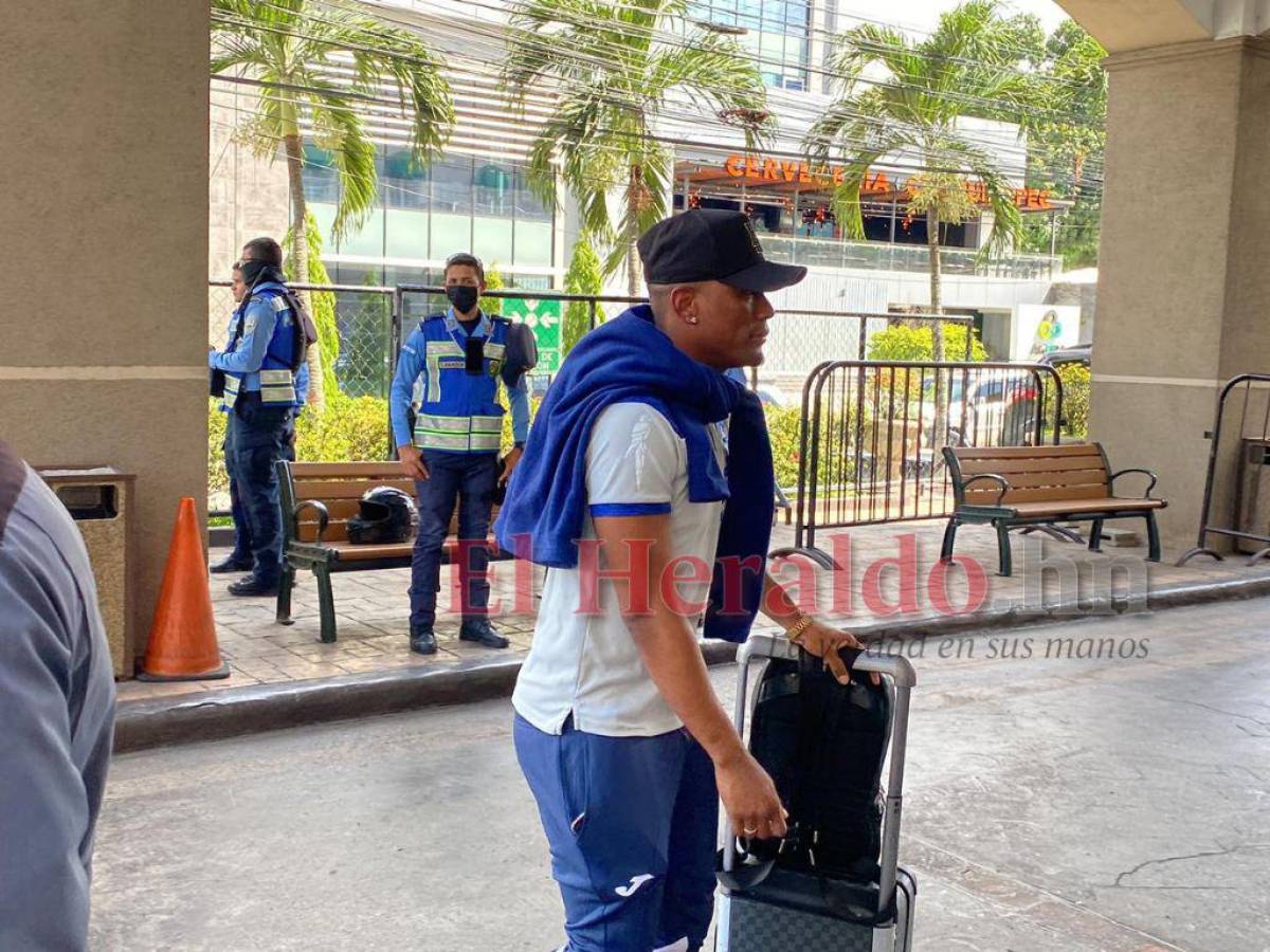 Deiby Flores tras llegar a Honduras: “Cuando empiece el partido nos olvidamos de todo lo que ha pasado”
