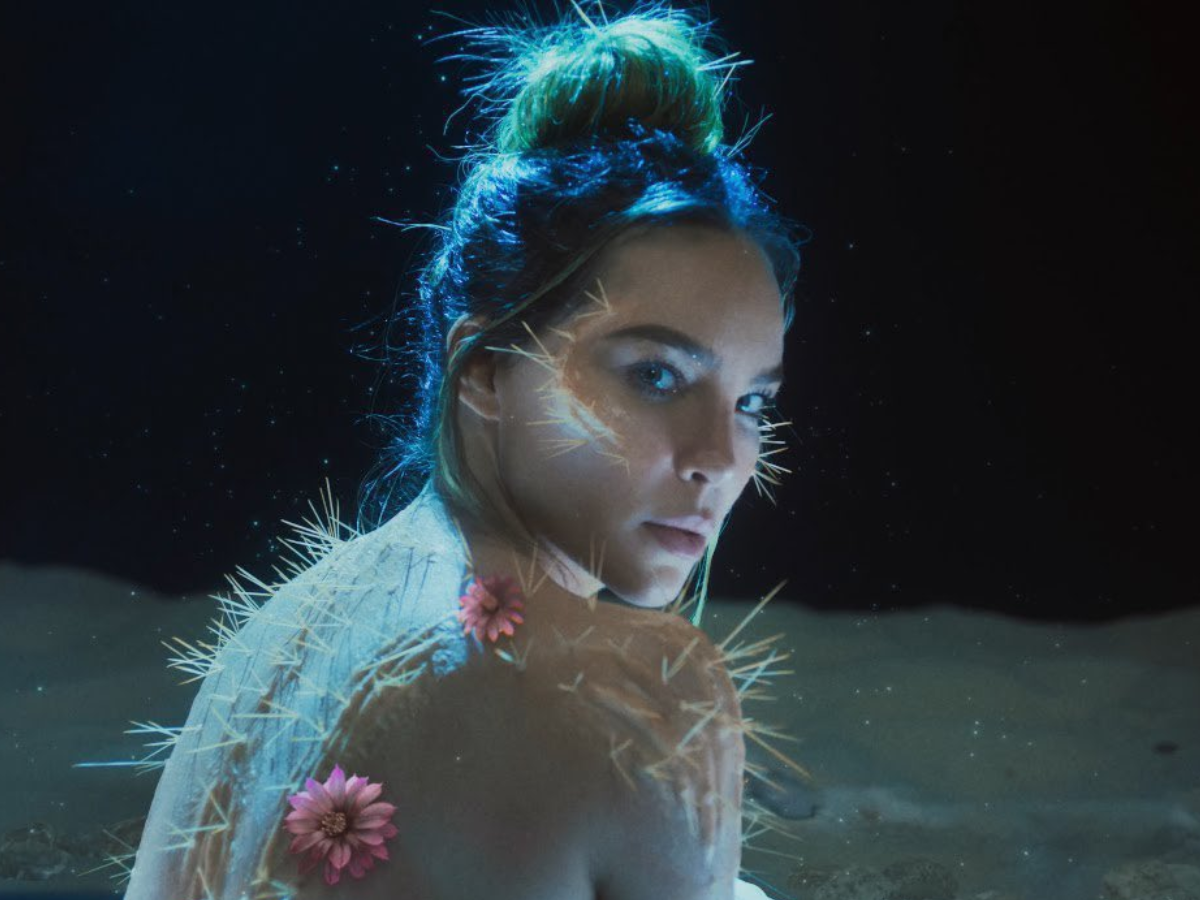 Referencias del tatuaje de ojos de Nodal en la nueva canción de Belinda