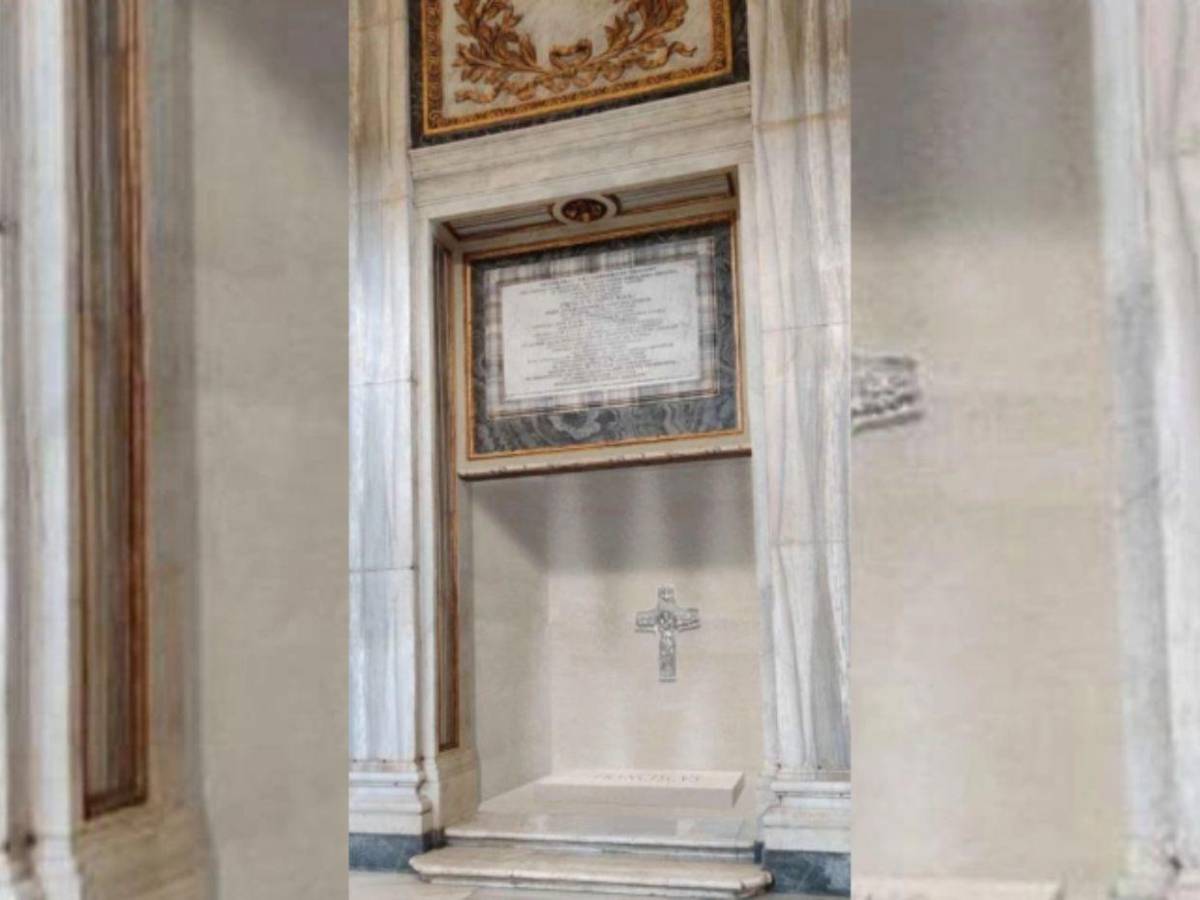 Así luce la tumba donde descansará el cuerpo del papa Francisco, ¿qué dice su lápida? Así luce la tumba donde descansará el cuerpo del papa Francisco, ¿qué dice su lápida?