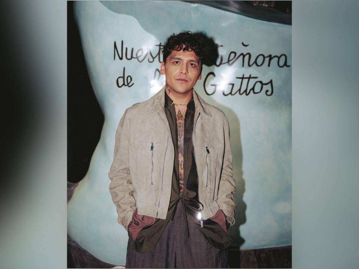 ¿Christian Nodal quiere desaparecer entrevista con Adela Micha? Esto se sabe