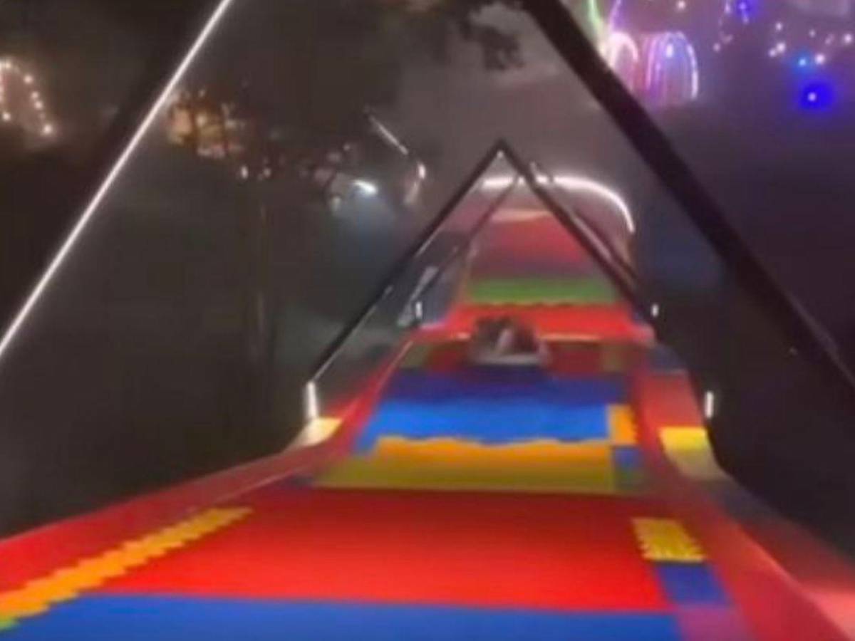 Mujer muere al lanzarse de tobogán en centro turístico de Colombia