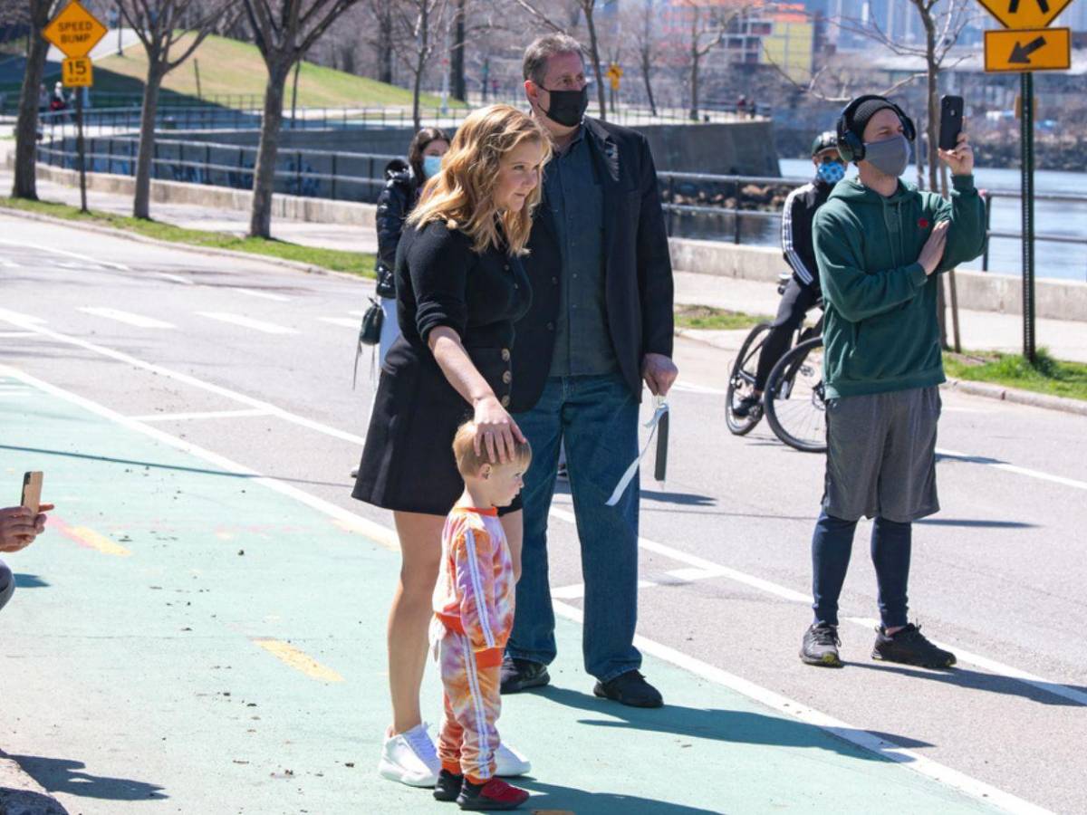 ¿Amy Schumer se divorcia? Las pistas que alimentan los rumores