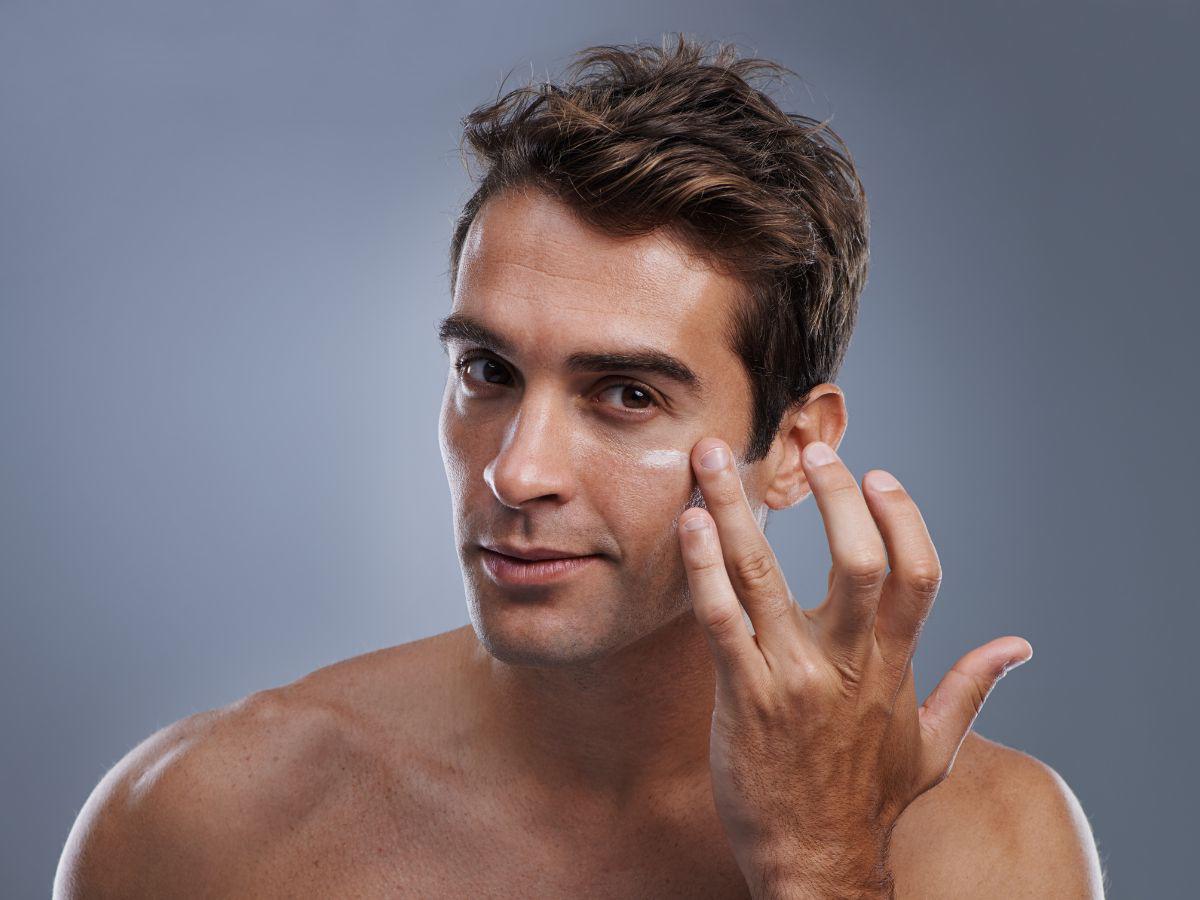 El cuidado facial para hombres en tres lecciones básicas