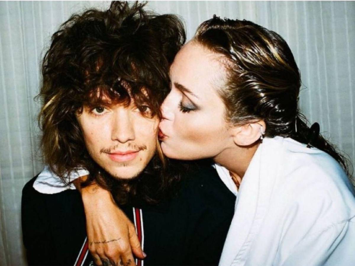 Miley Cyrus revela detalles de su compromiso con Maxx Morando