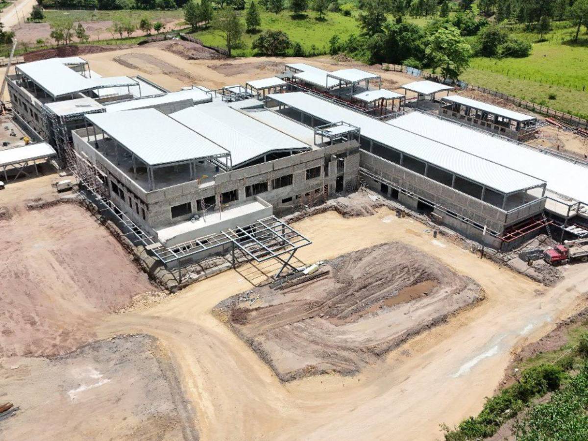 Así son los tres hospitales que el gobierno de Nasry Asfura dejará de construir