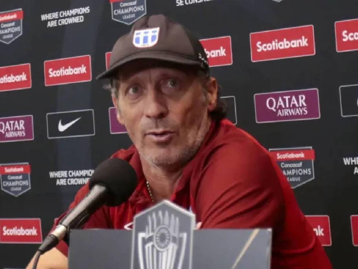 Pedro Troglio revela cábala para éxito con Olimpia: Mismo calzoncillo en todos los partidos incluido