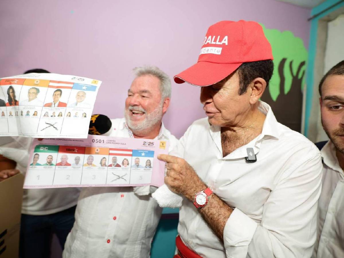 Salvador Nasralla, el narrador deportivo que lidera la carrera por la presidencia en Honduras