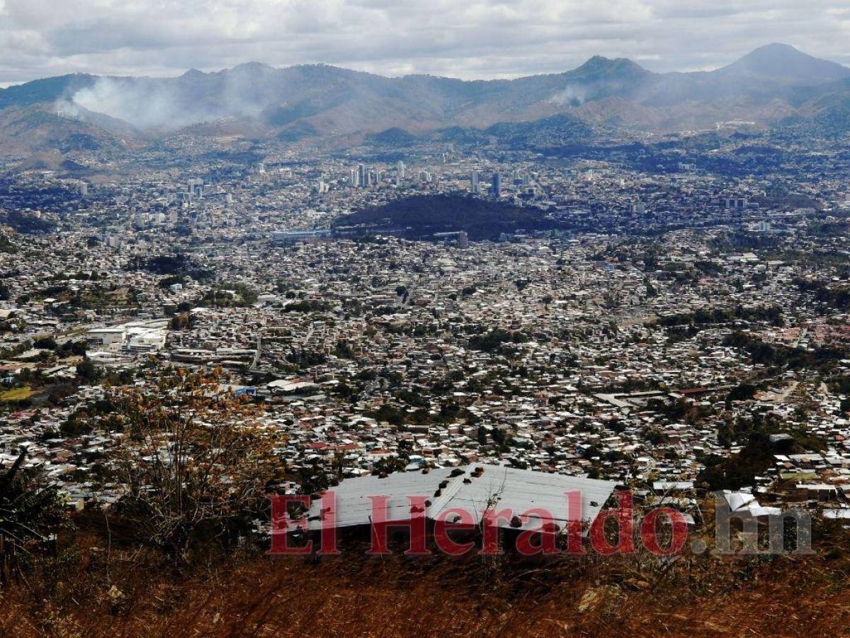 Honduras, altamente endeudada, pero no en punto de quiebre