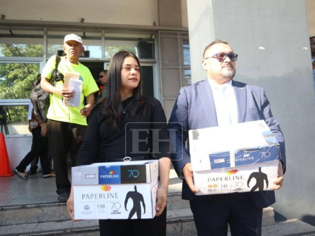 MP promete investigar sin sesgo juicios políticos, tras recibir expedientes