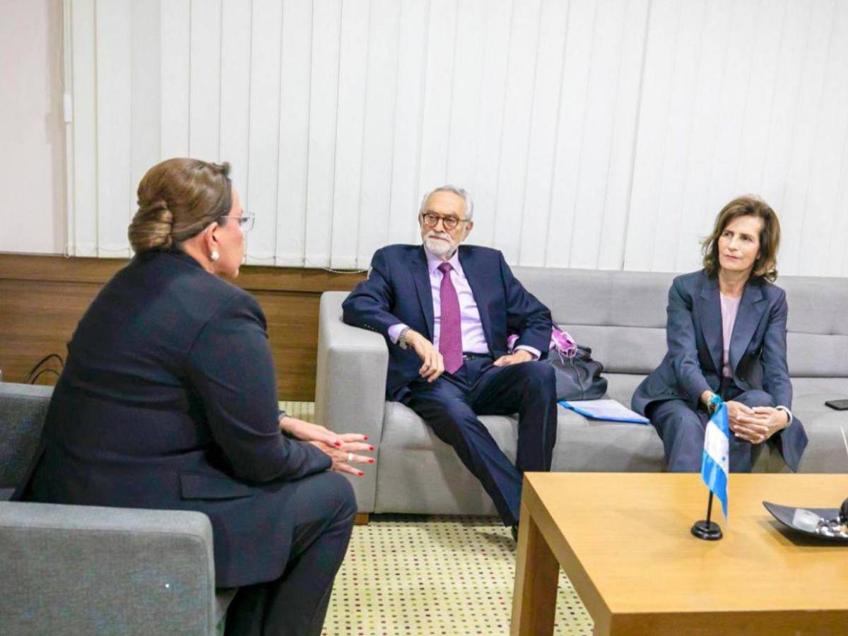 ¿Quién es la esposa de Sir Salvador Moncada? Es parte de la familia real de Bélgica