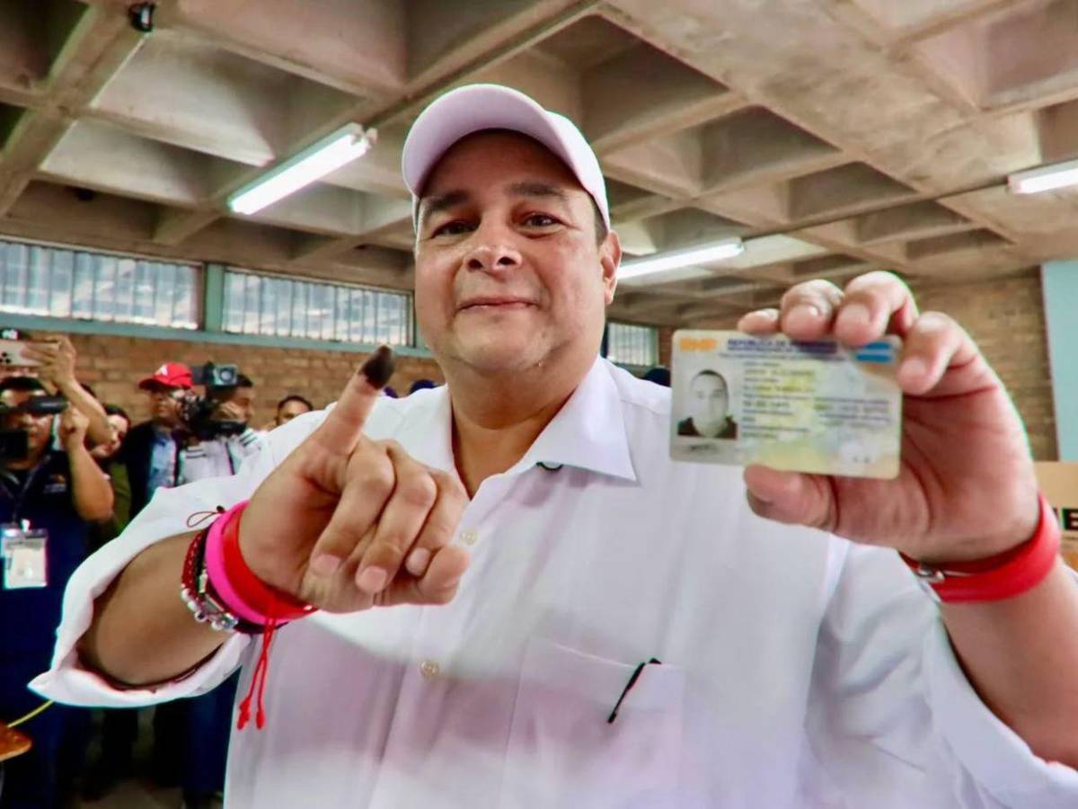 ¿Qué candidato lidera la contienda por alcaldía el Distrito Central?