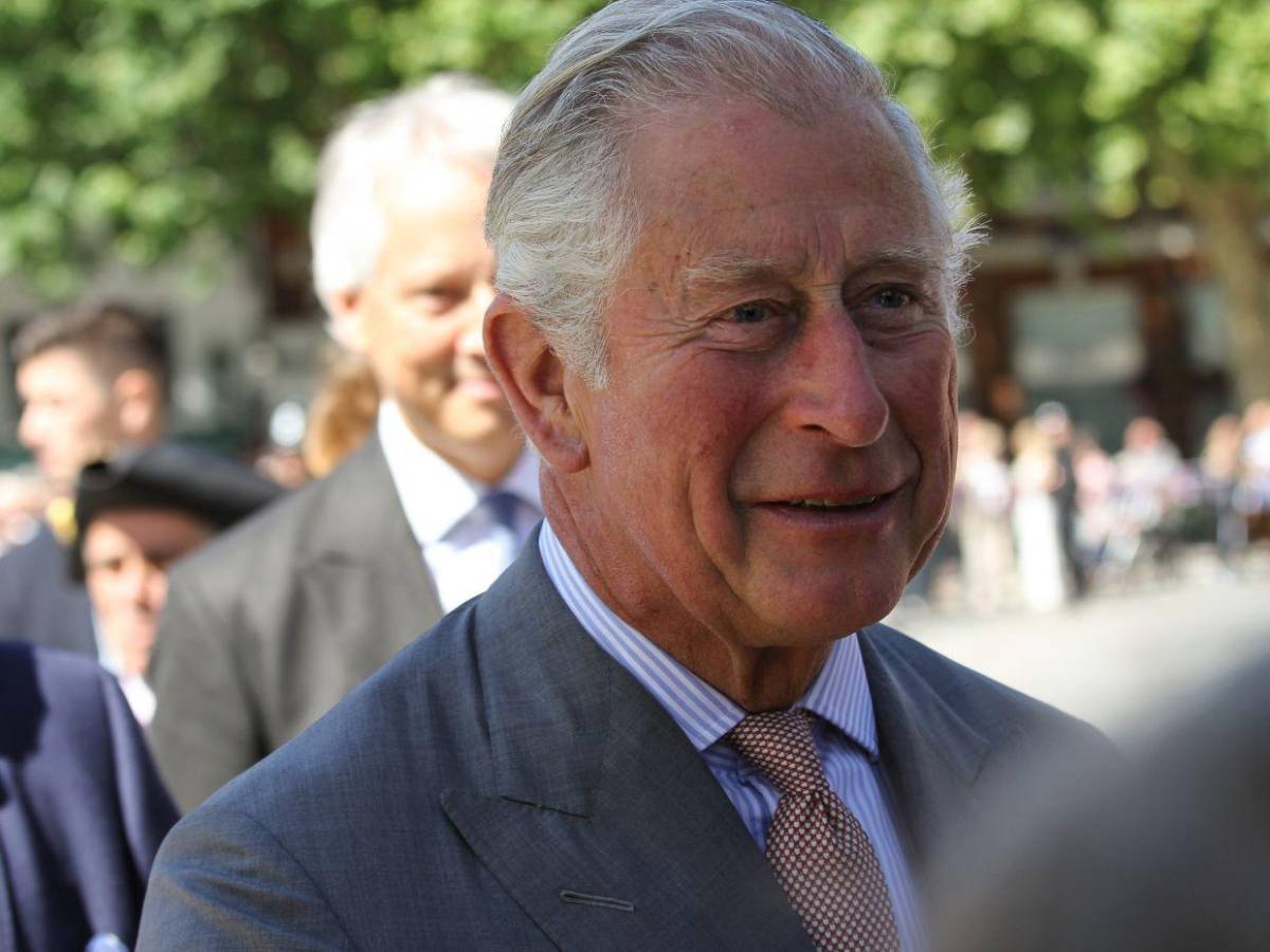 El rey Carlos III revela nuevos detalles de su tratamiento contra el cáncer