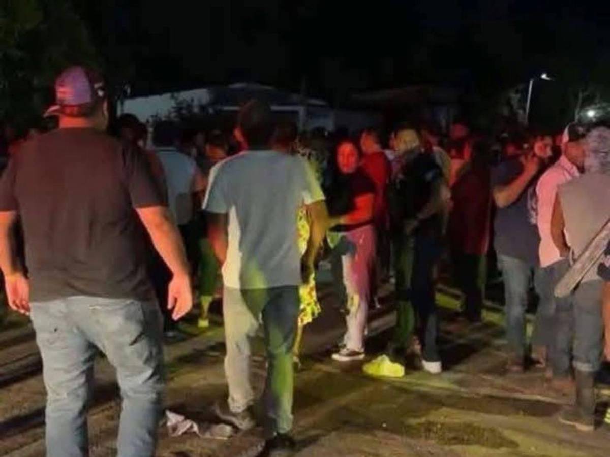 Así fue el brutal asesinato en vivo de candidata a la alcaldía en Texistepec, México