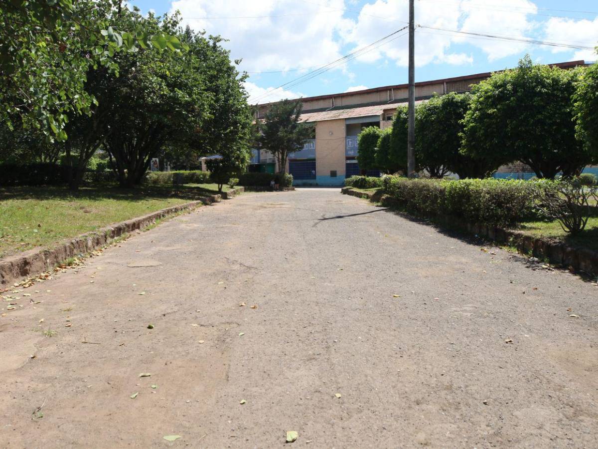 Colectivos de Libre incumplieron orden de Rixi de quedarse en la capital