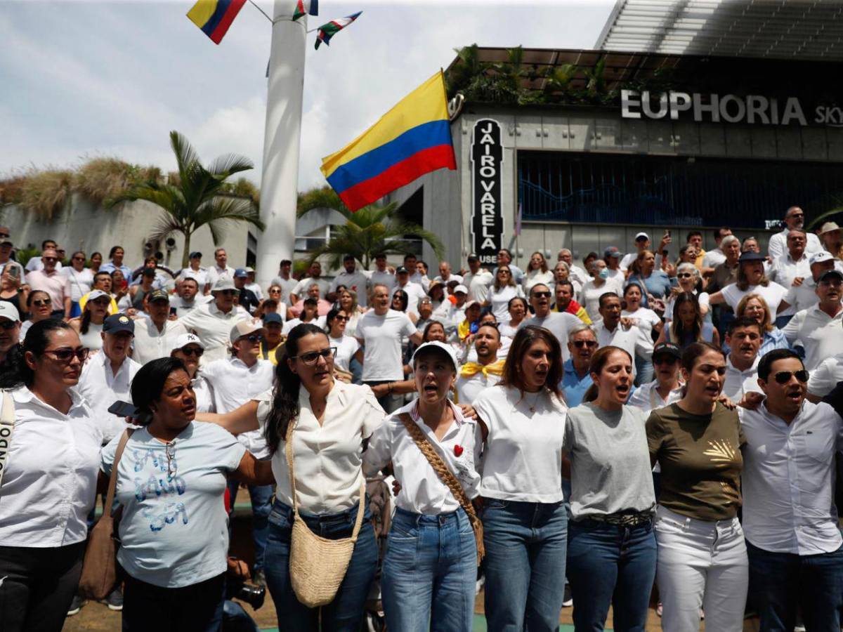 Colombia teme volver a los años más oscuros de violencia tras atentado contra Uribe Turbay