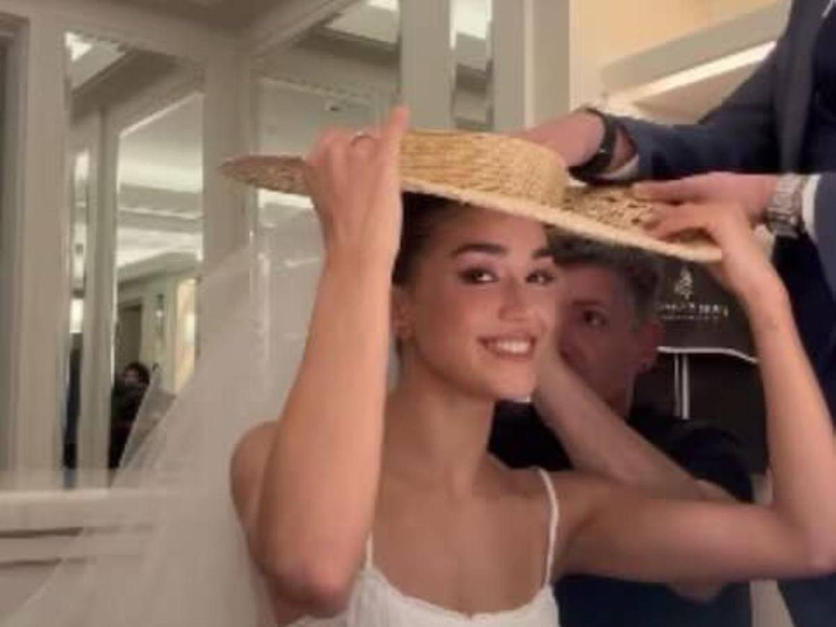 Ale Capetillo, hija de Eduardo Capetillo y Biby Gaytán, celebra su boda civil en España