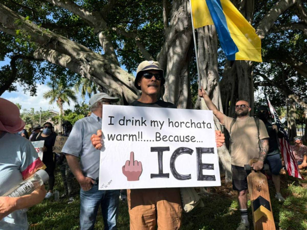 En diferentes ciudades y hasta en la casa de Trump: miles protestan contra redadas En diferentes ciudades y hasta en la casa de Trump: miles protestan contra redadas