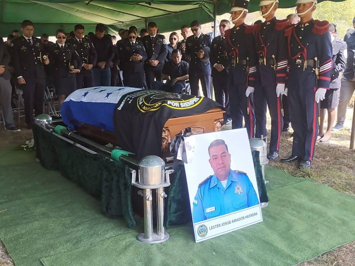 Le tendieron una trampa, pero se lo dejo a Dios: padre del comisario Lester Amador, víctima en Corinto
