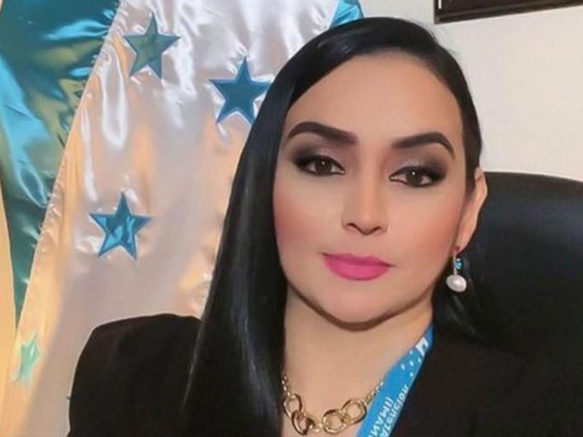 Contrató a su hija, padrastro y pareja: Ninfa Flores, exdirectora del INAMI acusada de fraude