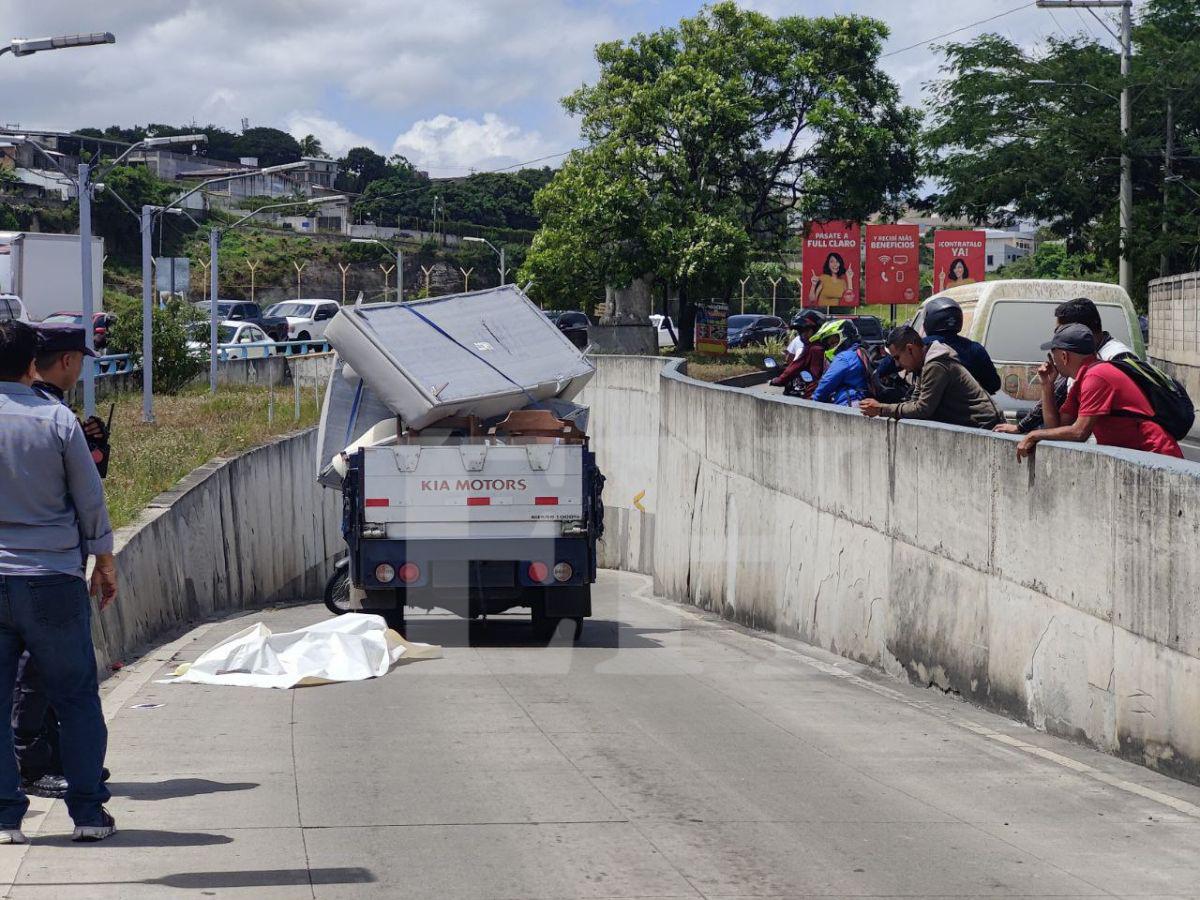 Era su primer día de trabajo: Ángel Ávila murió al caer de un camión que transportaba muebles
