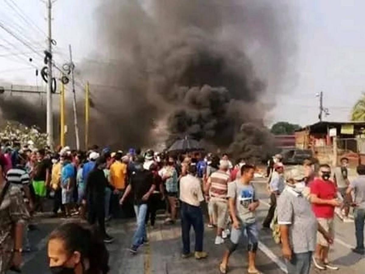 Amplio despliegue policial en Choloma ante amenazas de protesta de socios de Koriun