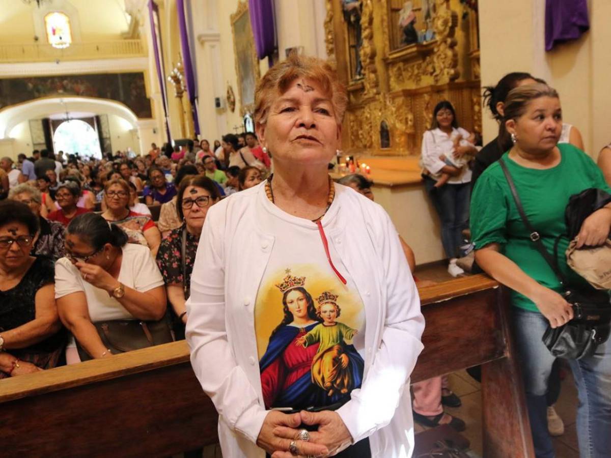 Feligresía capitalina recibe la Cuaresma con fe y devoción Feligresía capitalina recibe la Cuaresma con fe y devoción