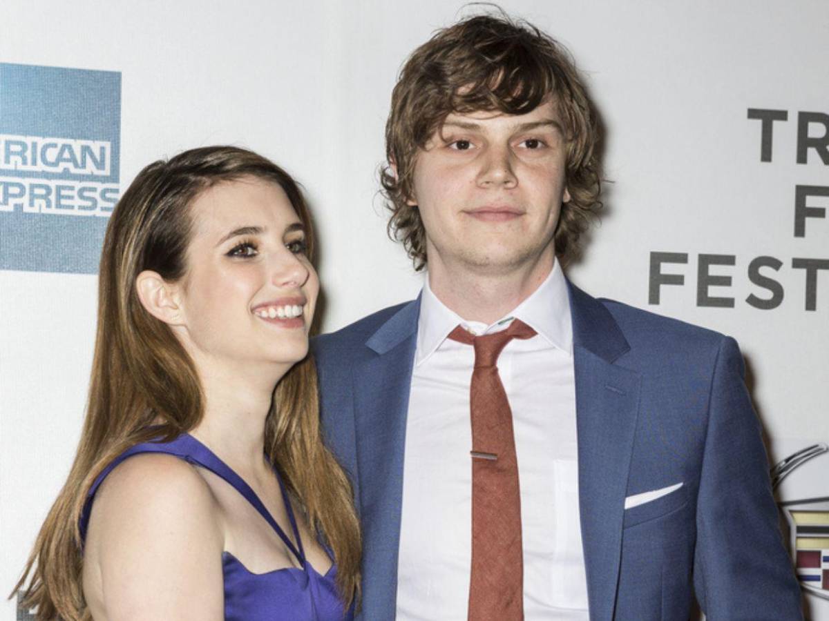 Emma Roberts se reencuentra con Evan Peters, el hombre por cuya agresión fue arrestada