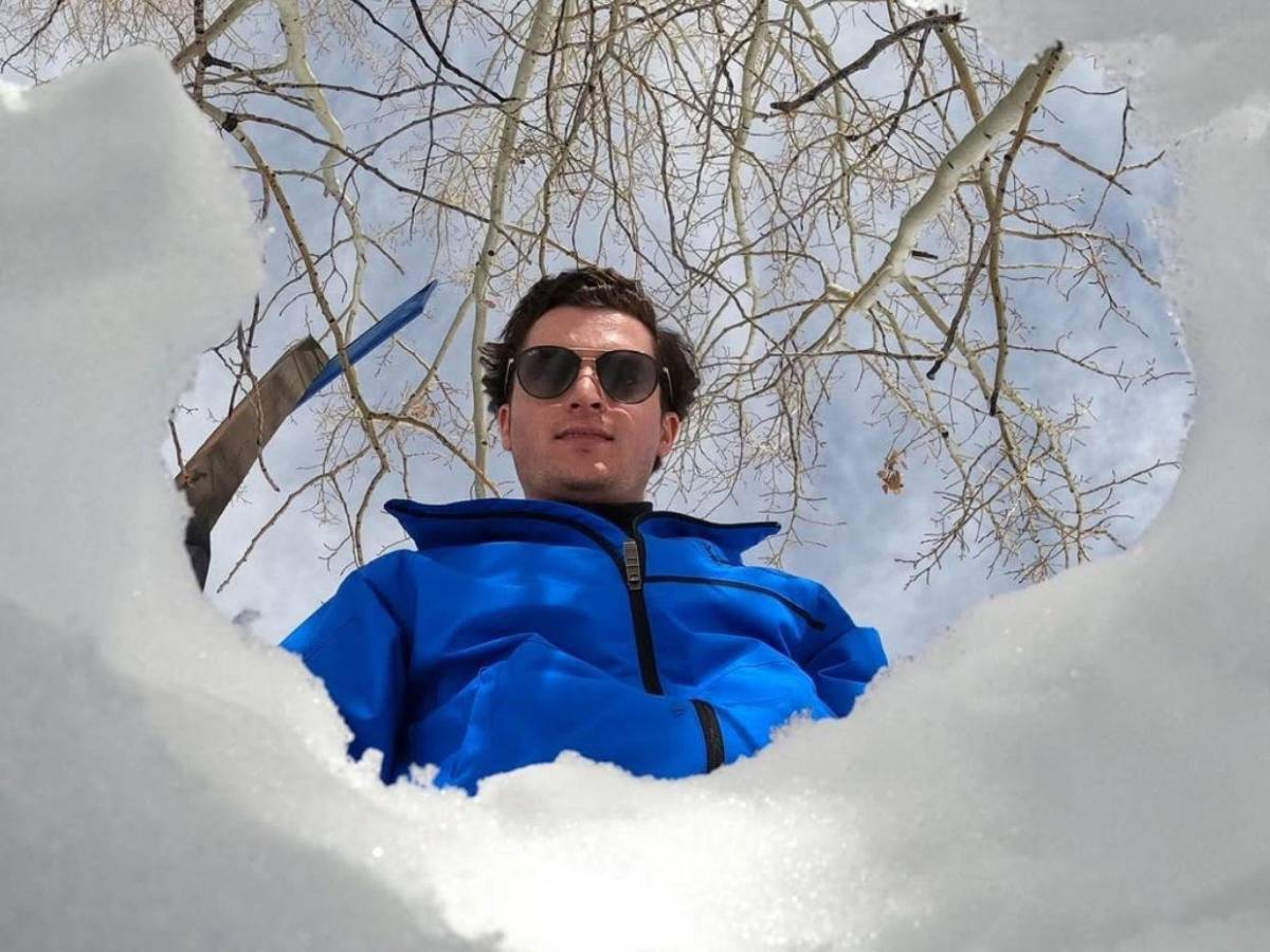 Así es Bernardo Bosch, el hermano de Miss México del que toda Tailandia habla