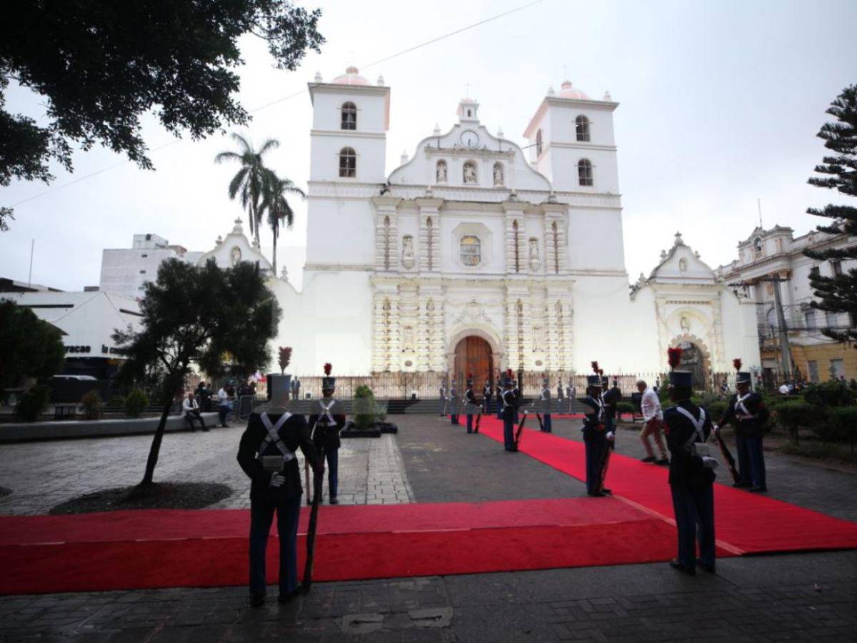 Así fue el acto del grito de independencia en la capital