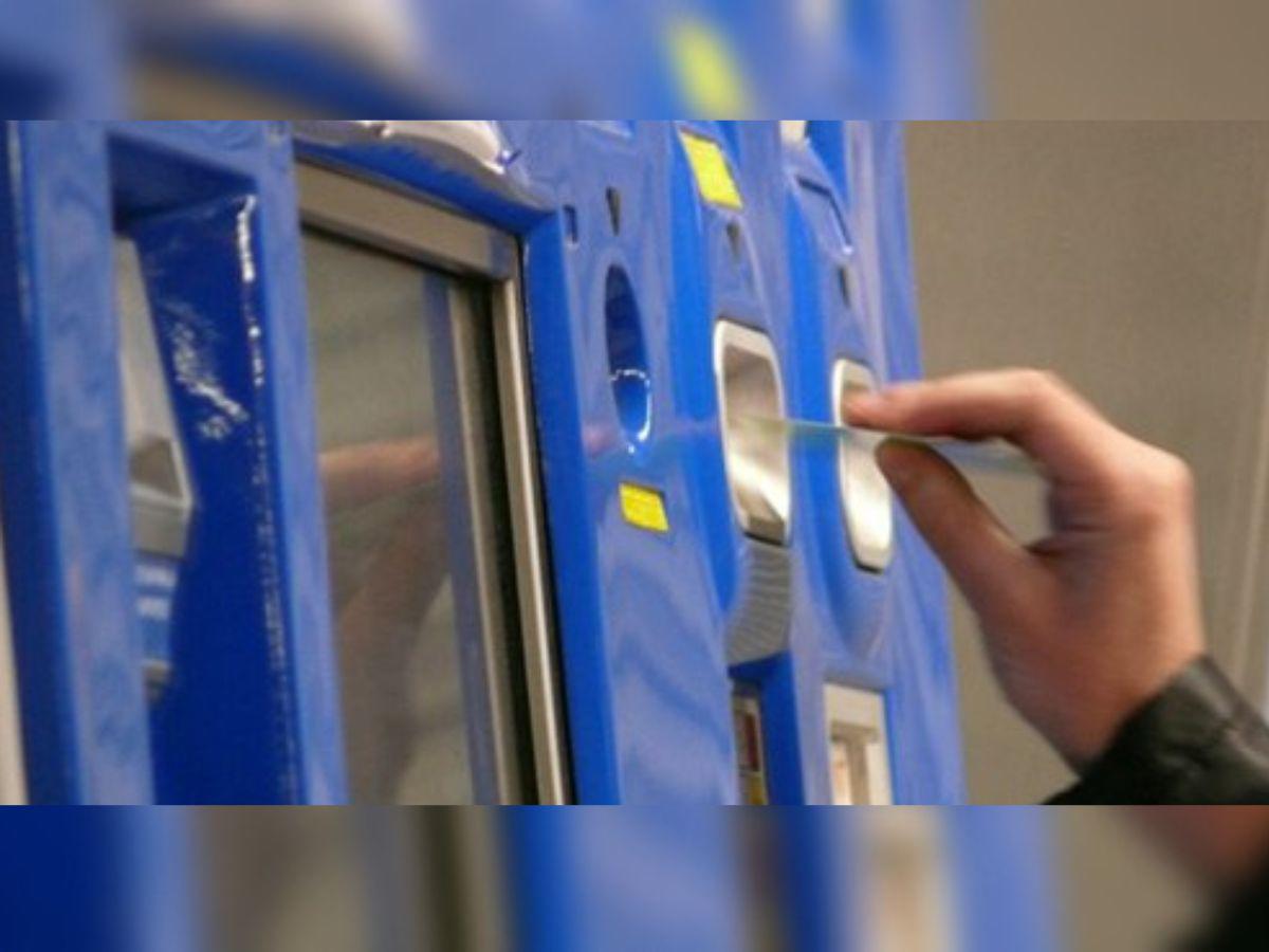 ¿Cómo tramitar la tarjeta de transporte si vives en Madrid, España?