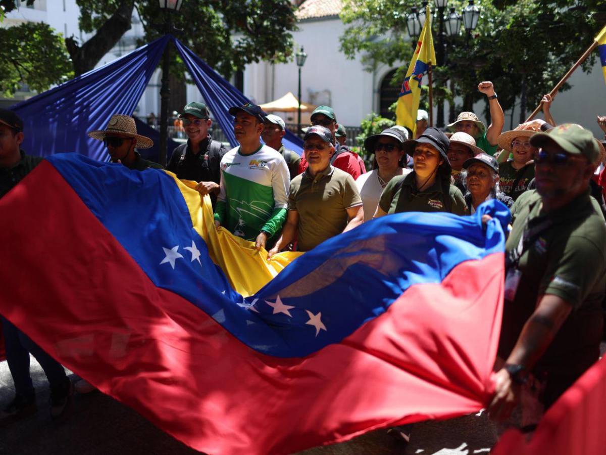 El chavismo se moviliza en comunidades para respaldar a Maduro ante amenazas de EE UU