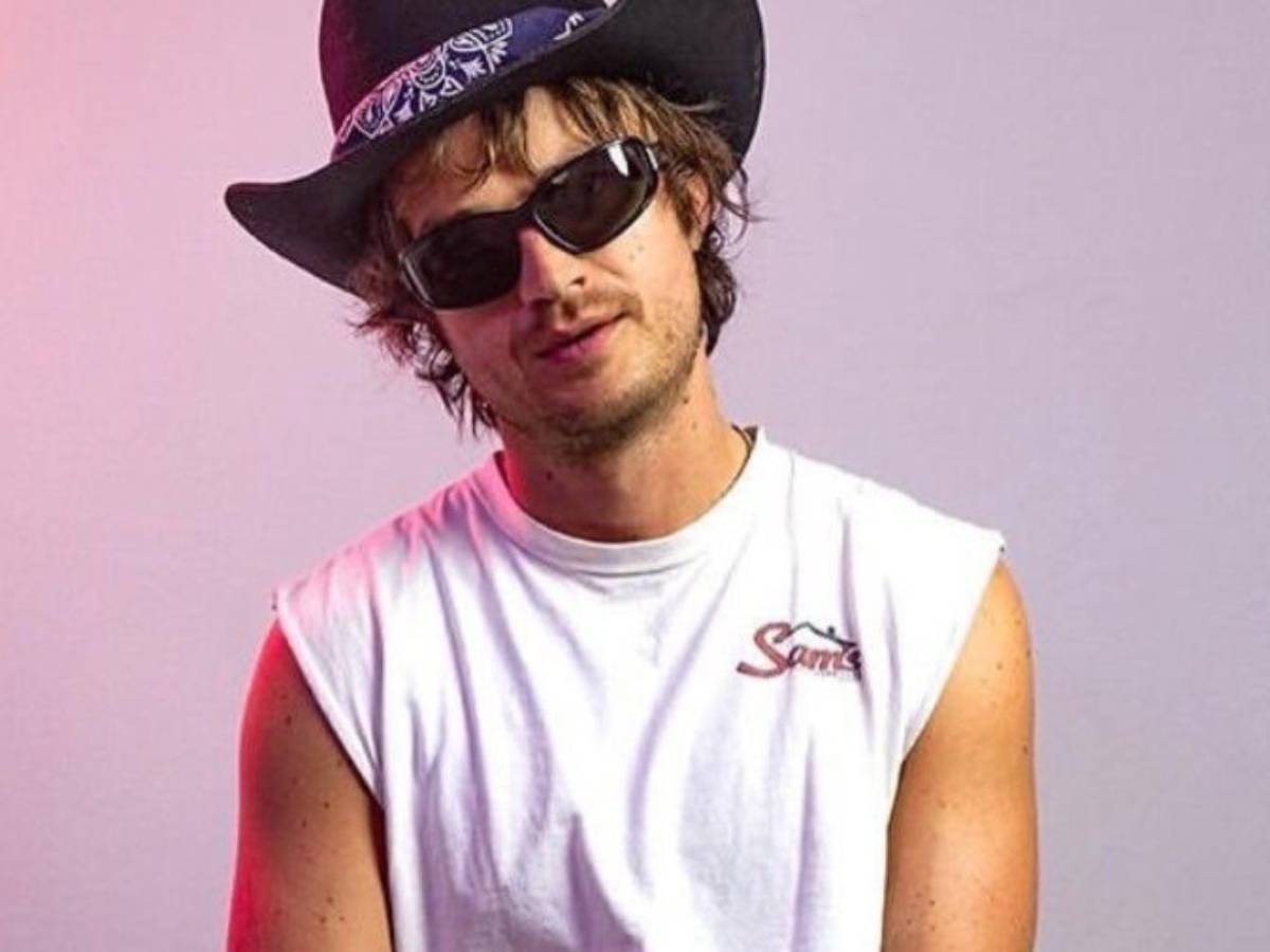 Cómo Joe Keery de Stranger Things superó a Taylor Swift con su alias Djo en Spotify