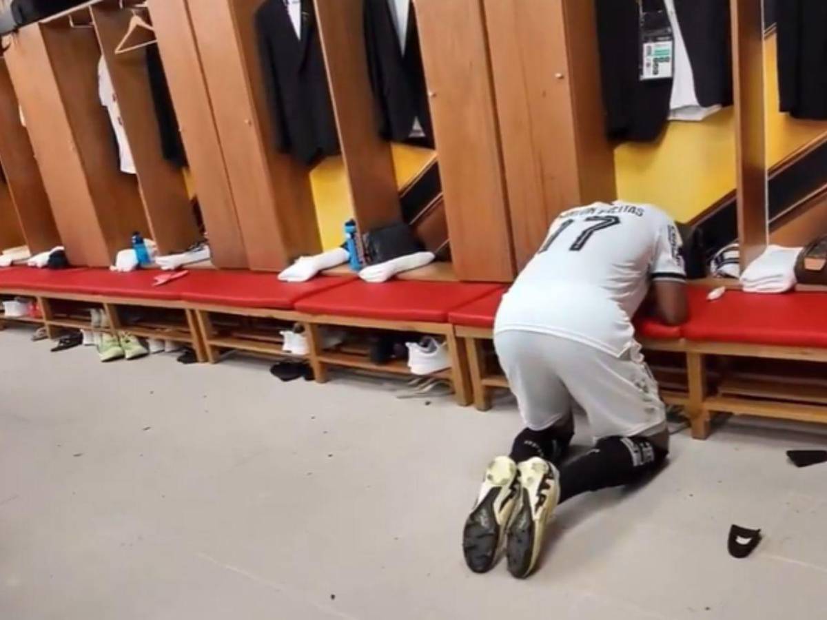 ¡Conmovedor! Capitán del Botafogo le dedica la Copa Libertadores a su padre fallecido