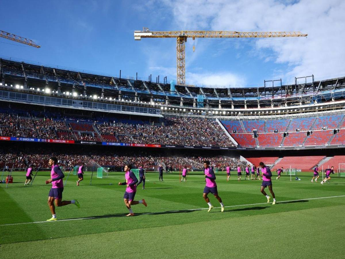 La visita de una leyenda, reestructuras, entrenamiento abierto y el retorno a casa