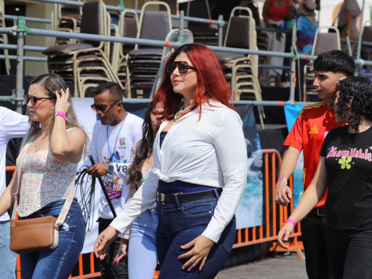 Belleza ceibeña, ambiente colorido y sorpresas: así se vive el cierre de la Feria Isidra 2026