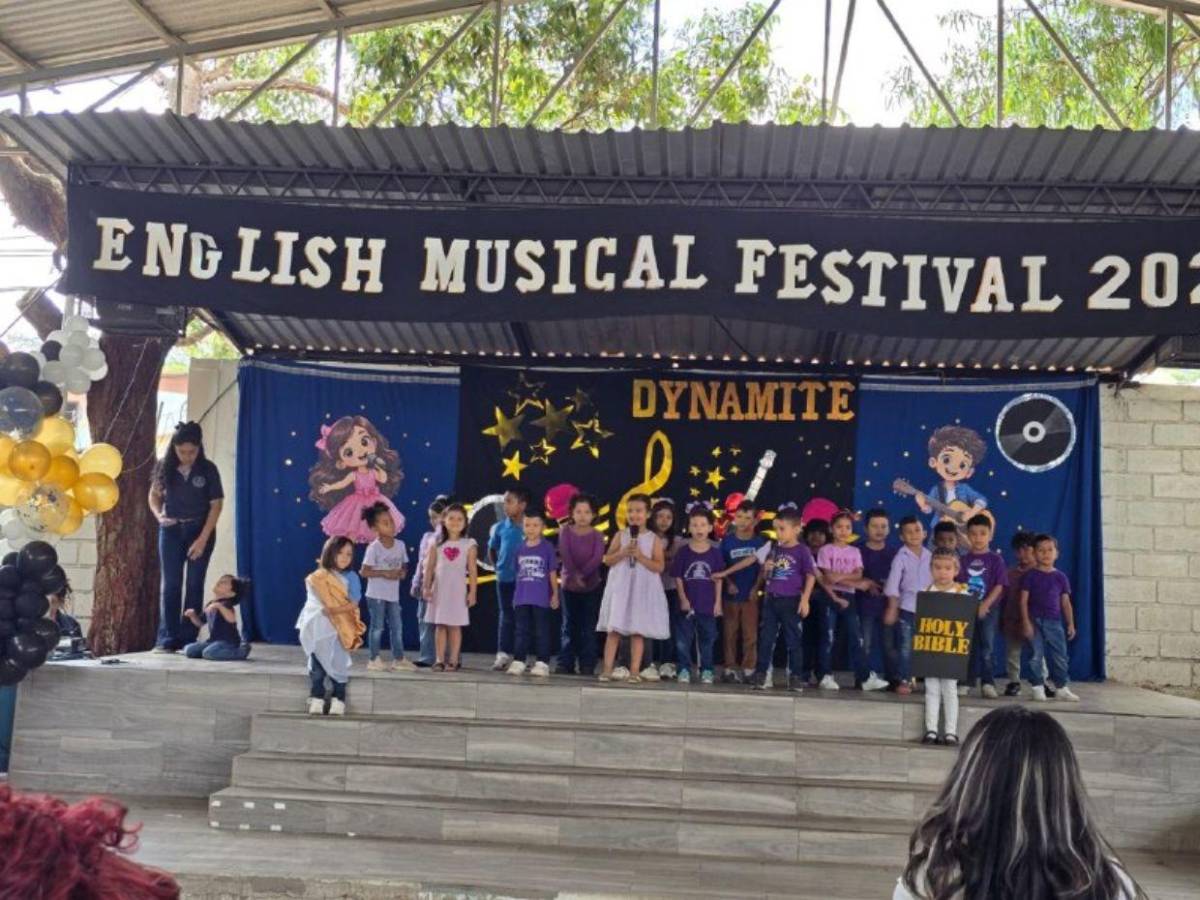 Canciones y creatividad: Escuela Roberto Sosa celebra su Festival Musical en Inglés 2026