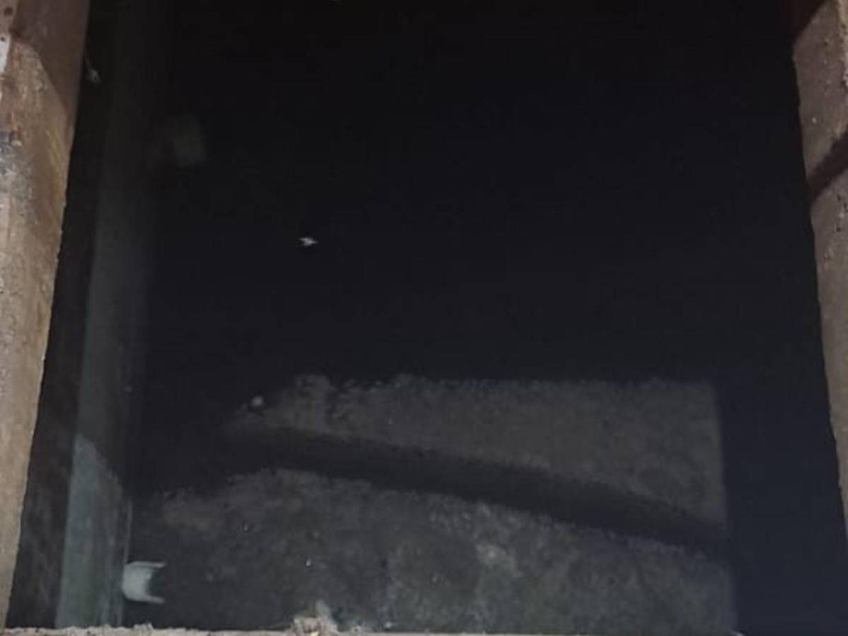 Rescatan a empleada de hotel que cayó en cisterna vacía de 12 pies en La Ceiba