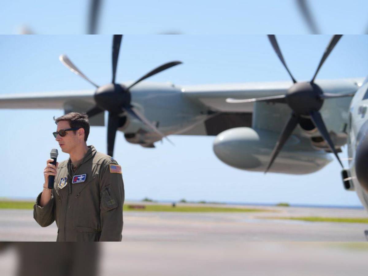 Avión caza huracanes llega a Honduras para reforzar el  monitoreo climático