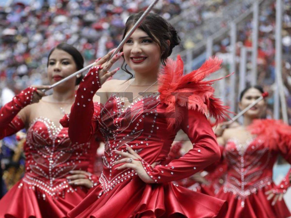 Alejandra Borjas Cubas, el encantador rostro del Hibueras en los desfiles 2025