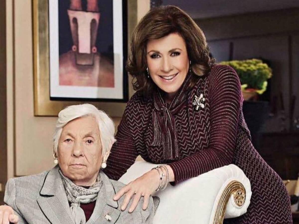 Laura Zapata contra sus detractores: “Tengo todo, ustedes solo su miseria”