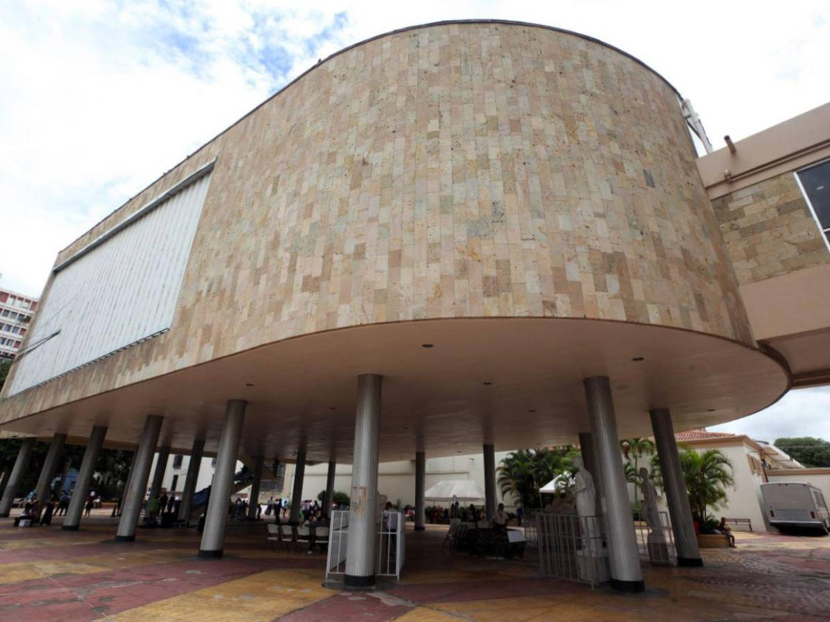 ¿Cuántos diputados se eligen por departamento en las elecciones generales de Honduras?