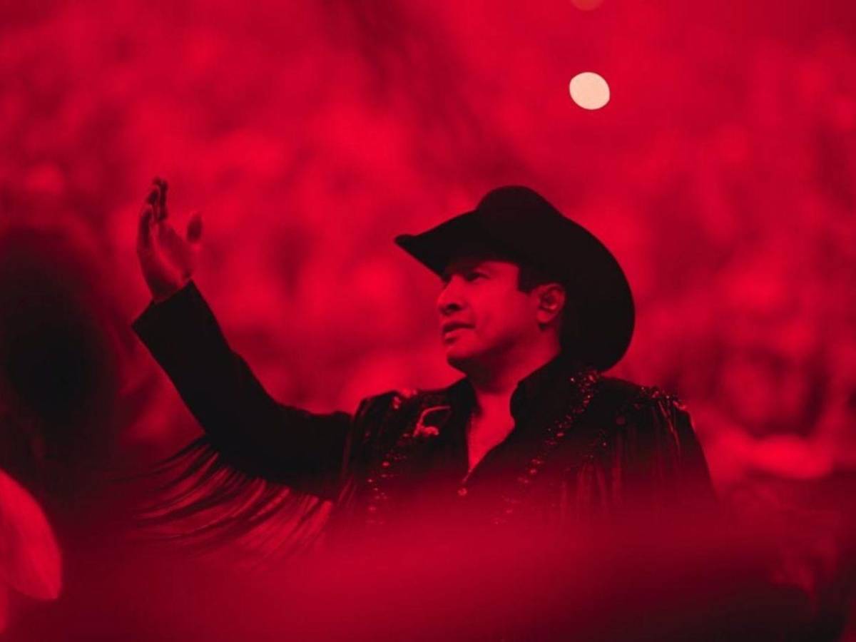 Julión Álvarez agota dos localidades de su concierto en Honduras