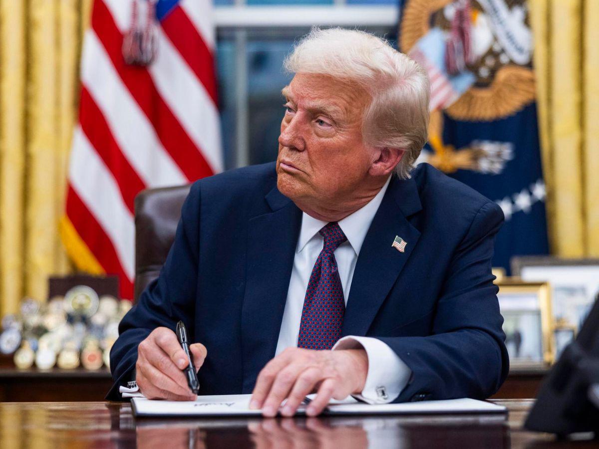 Ola de decretos ejecutivos: Las primeras medidas aprobadas por Trump tras su toma de posesión