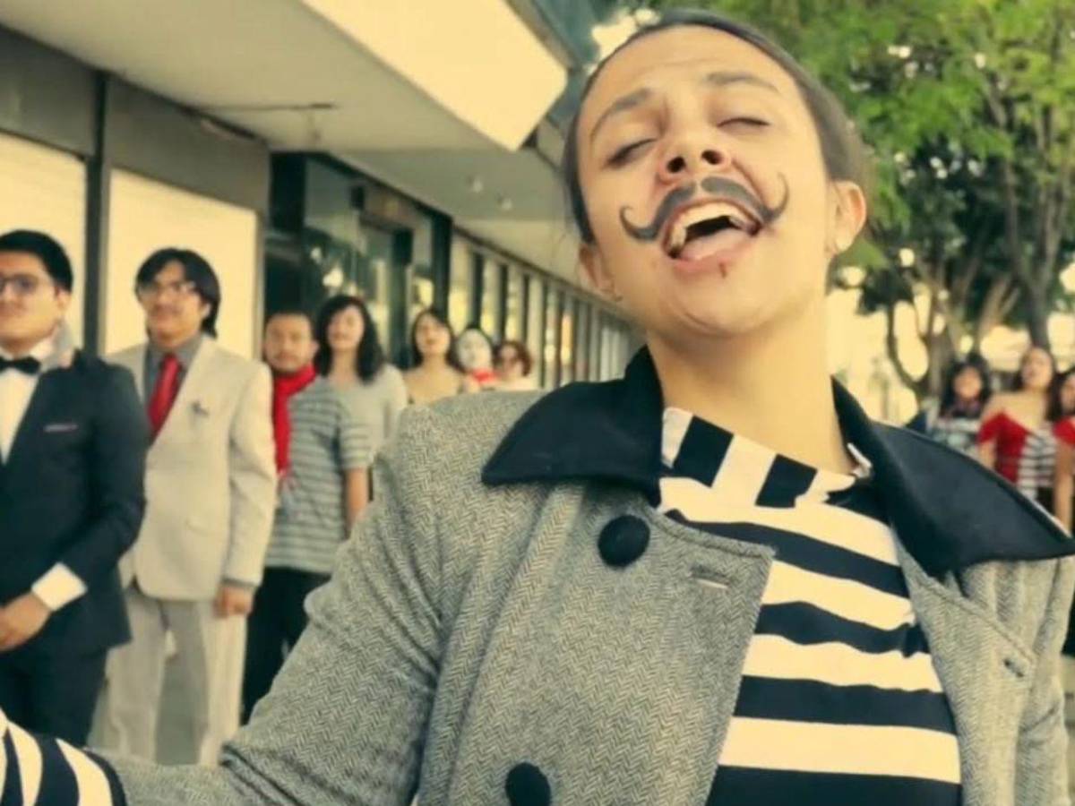 “Johanne Sacrebleu”, la parodia que arrasa en redes y eclipsa a “Emilia Pérez”