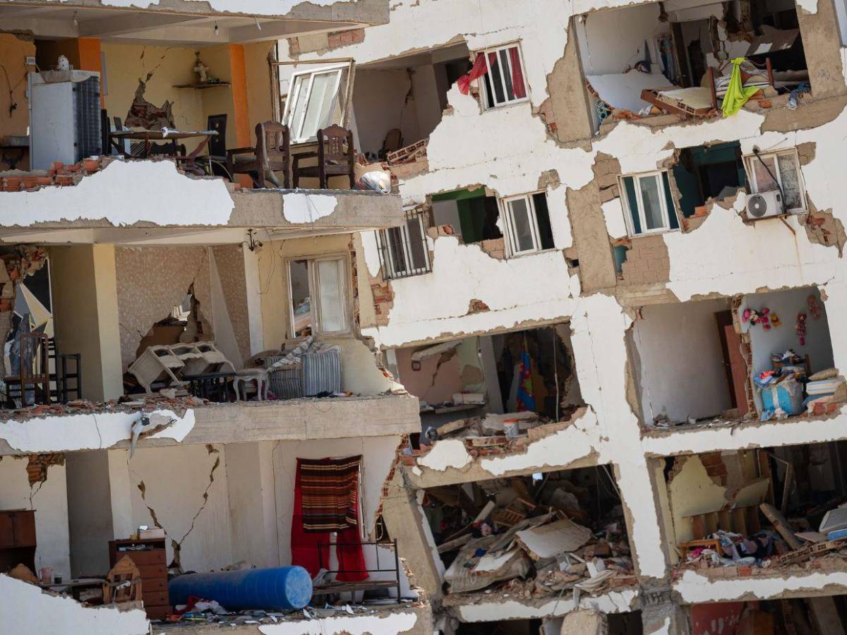 A un mes del desastre: las cifras que dejó el doble terremoto en Venezuela