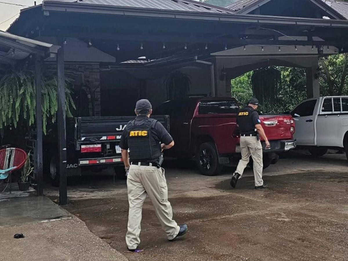 Caen hermanos Hernández Leiva que usaban encomiendas para traficar armas de fuego desde Nashville, EE UU