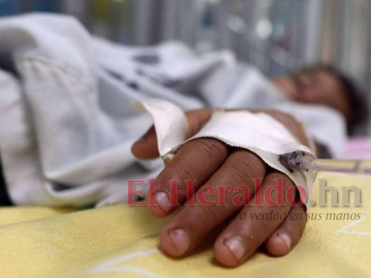 Adolescente de 17 años fallece por sospecha de dengue en el Materno Infantil