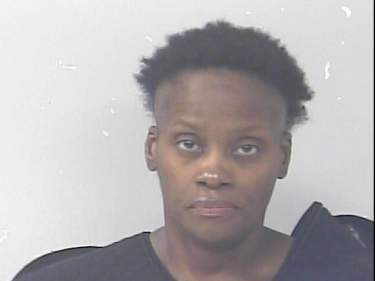 Mujer mata a su hijo por querer exorcizarlo en Florida; dijo que Dios se lo ordenó