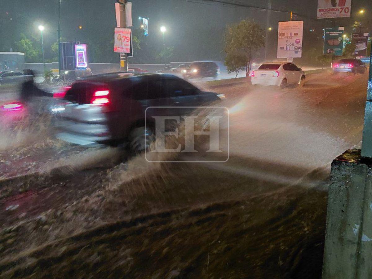 Lluvias con actividad eléctrica impactarán en al menos 10 departamentos de Honduras